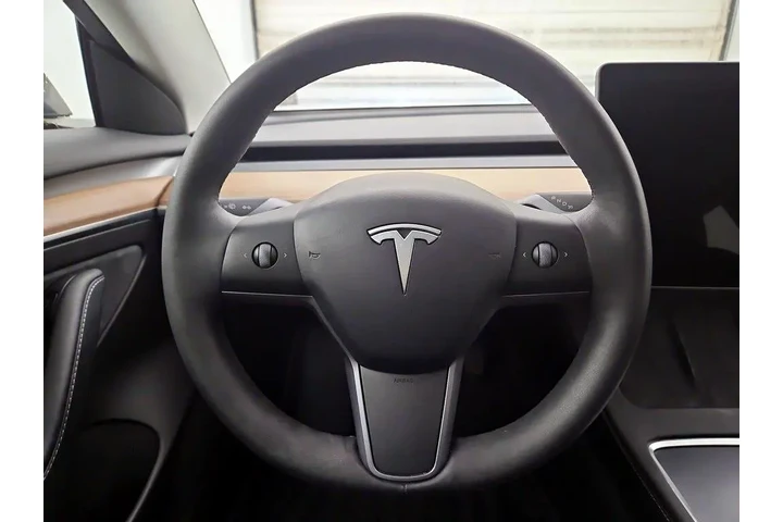 $27998 : Tesla Model 3 2023 4dr Sedan image 10