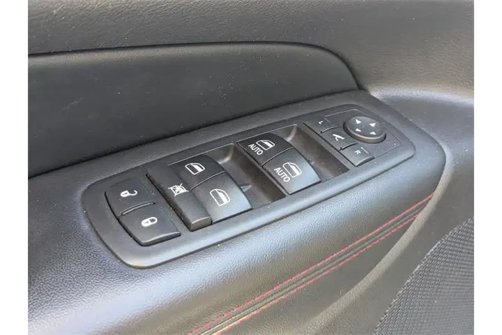 $15992 : Jeep Grand Cherokee 2018 4x4 image 10