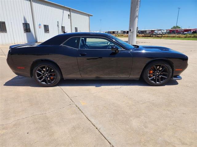 $32998 : 2022 Challenger image 6