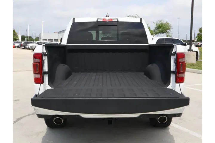 $30213 : Ram 1500 2019 4x2 Laramie 4d image 8