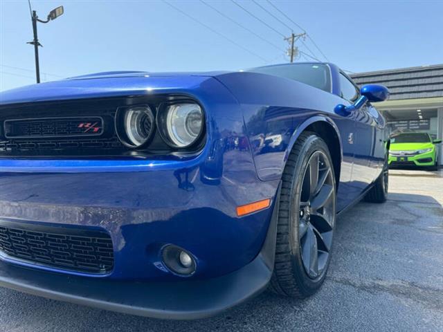 $31999 : 2019 Challenger R/T Scat Pack image 4