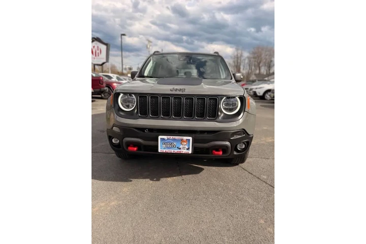 $15995 : 2021 Renegade Trailhawk image 5