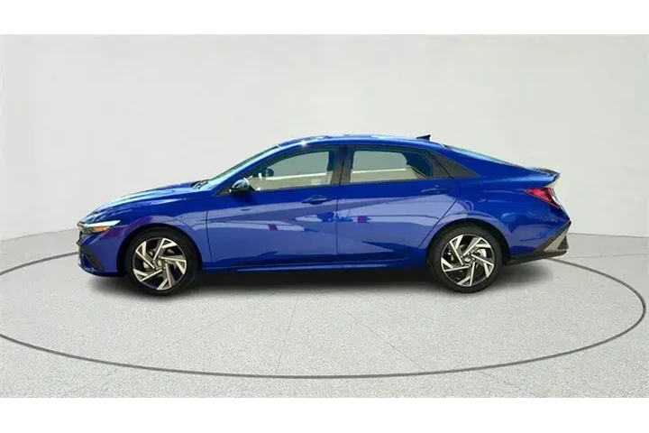 $20242 : Hyundai ELANTRA 2025 SEL Spo image 6