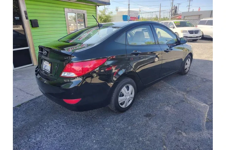 $7800 : 2016 Accent SE image 4