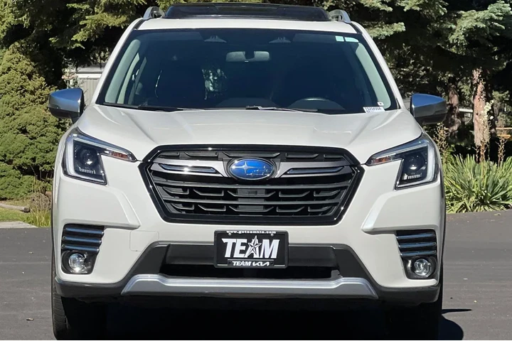 $31450 : Subaru Forester 2023 AWD Tou image 9