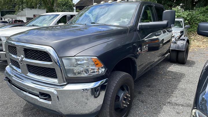 $36000 : 2018 RAM 3500 CREW CAB2018 RA image 1