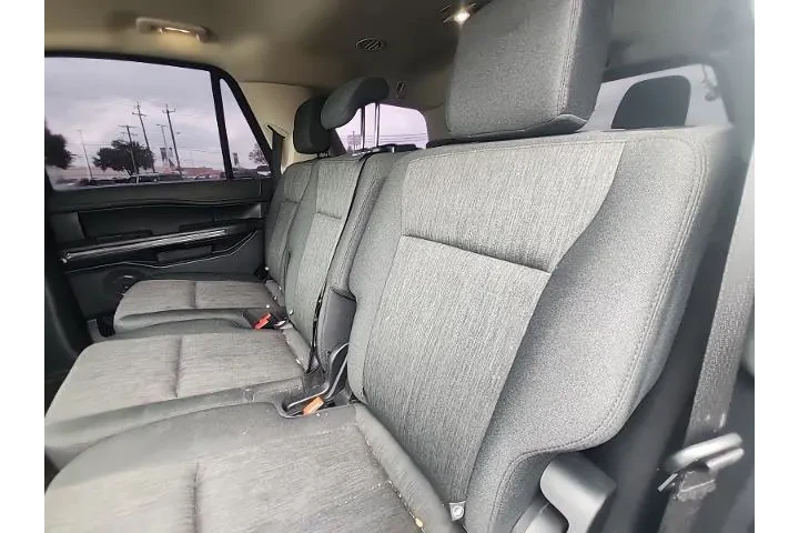 $35799 : Ford Expedition 2022 4x4 XLT image 8