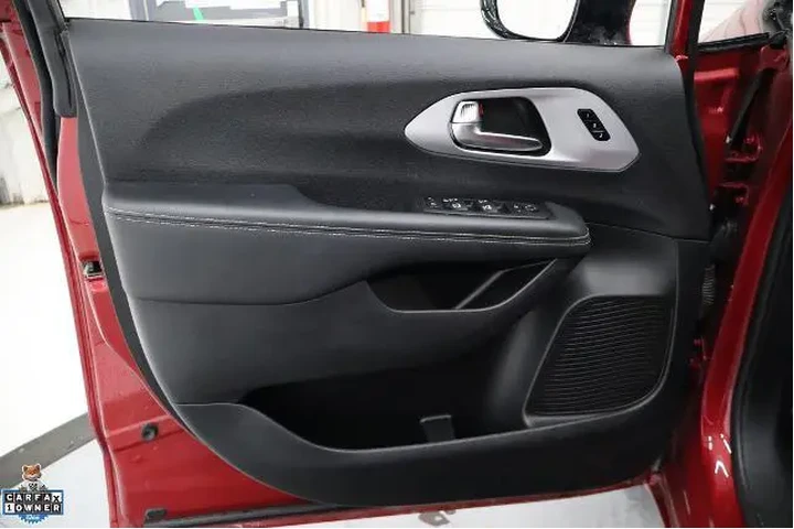 $34995 : Chrysler Pacifica 2025 Limit image 10