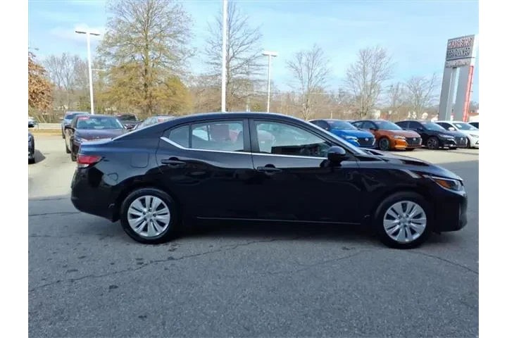 $19495 : Nissan Sentra 2024 S 4dr Sed image 2