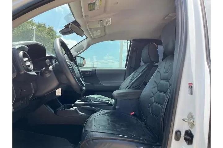 $21772 : Toyota Tacoma 2021 4x2 SR5 4 image 7