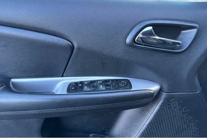 $14998 : Dodge Journey 2019 SE Value image 10