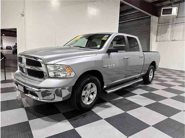 $25999 : 2020 RAM 1500 CLASSIC CREW CAB image 9