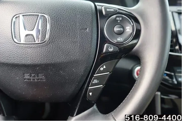 $18447 : Honda Accord 2017 Touring 2d image 10