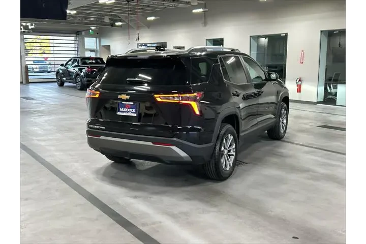 $25532 : Chevrolet Equinox 2025 4x4 L image 8