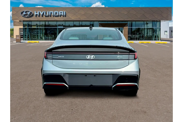 $27995 : Hyundai SONATA Hybrid 2024 L image 6