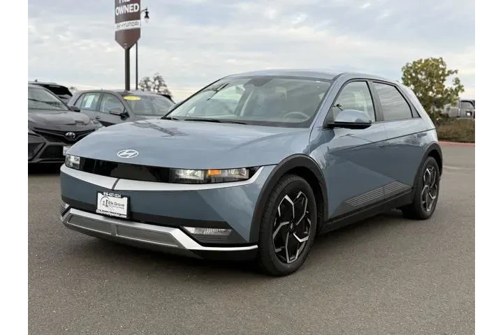 $19981 : Hyundai IONIQ 5 2023 SE 4dr image 2