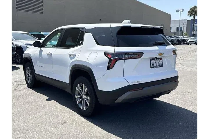 $29000 : Chevrolet Equinox 2026 LT 4d image 5