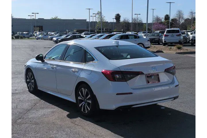 $25988 : Honda Civic 2024 EX 4dr Seda image 7