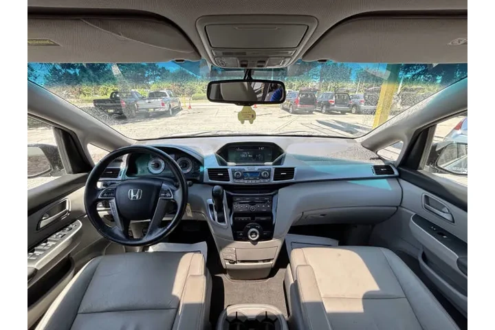 2011 Odyssey EX-L w/Navi image 10