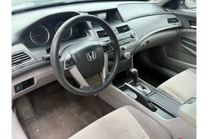 $6250 : Honda Accord 2008 LX 4dr Sed image 4