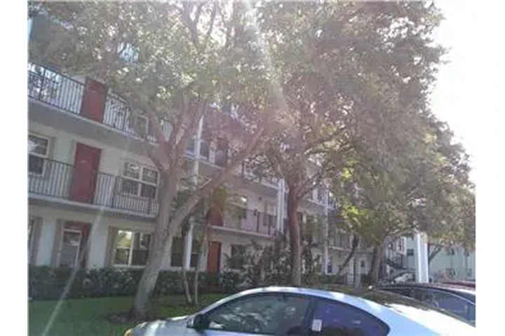 $2700 : Rental property with 2 bedro image 6