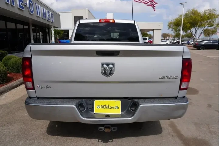 $12488 : Ram 1500 2017 4x4 Express 4d image 5