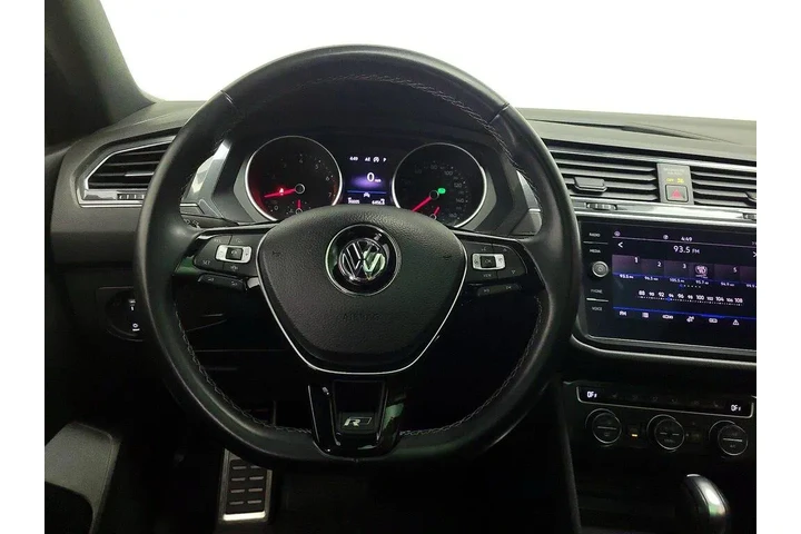 $20998 : Volkswagen Tiguan 2021 SE 4d image 10