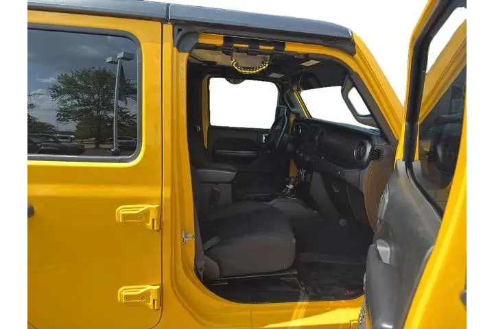 $28225 : Jeep Wrangler Unlimited 2020 image 8