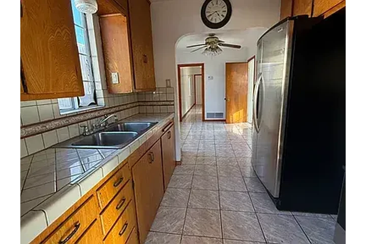 $2000 : CASA☎️San Juan Ave,South Gate☎ image 3