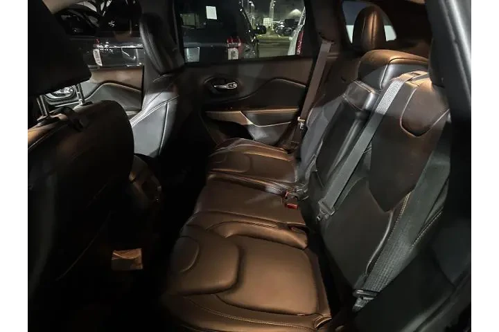 $15983 : Jeep Cherokee 2018 4x4 Limit image 9