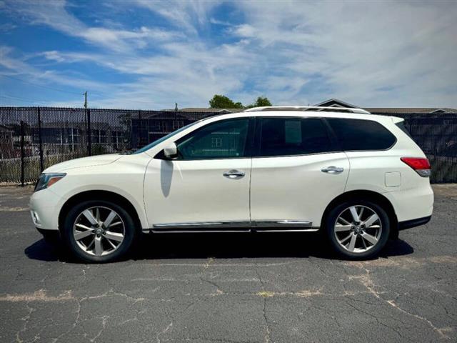 $16791 : 2016 Pathfinder Platinum image 5