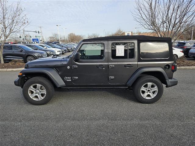 $30000 : PRE-OWNED  JEEP WRANGLER UNLIM image 6