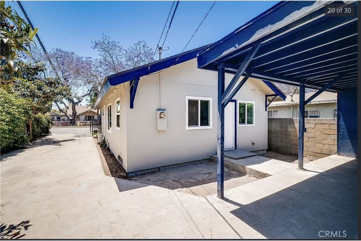 $3000 : Single house image 1