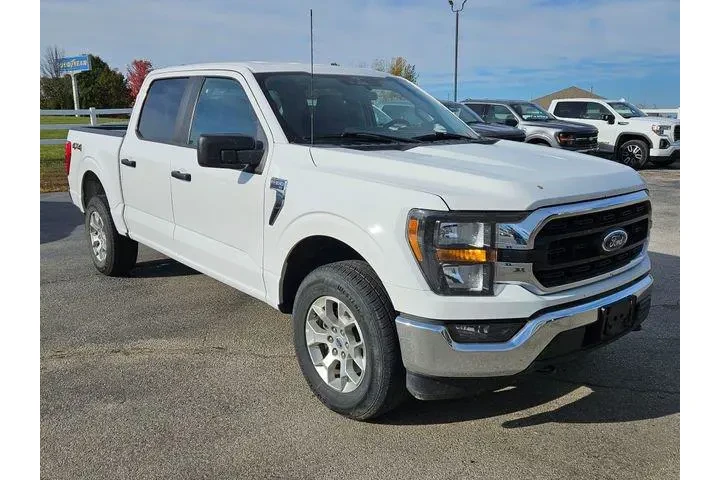 $33500 : Ford F-150 2023 4x4 XLT 4dr image 1