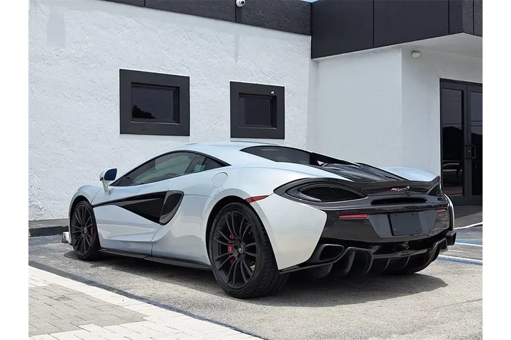 $147995 : McLaren 570S image 7