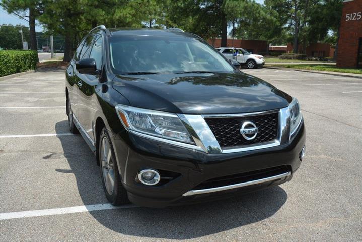 2016 Pathfinder Platinum image 4