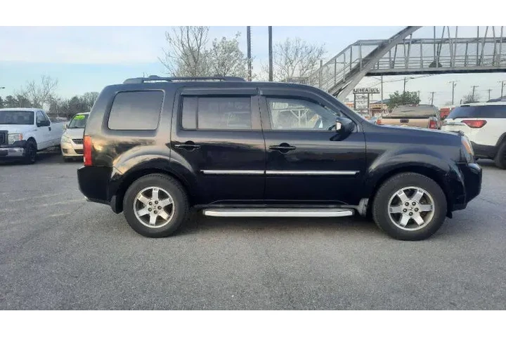 $5995 : 2011 Pilot Touring image 3