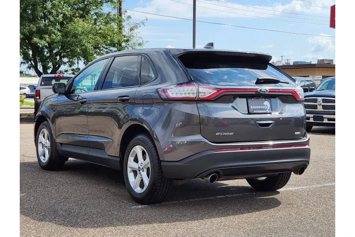 $12475 : 2017 Edge SE image 9