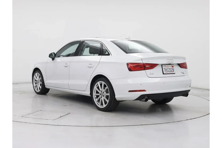 $17998 : Audi A3 2015 AWD 2.0T quattr image 2