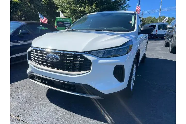 $22900 : Ford Escape 2024 Active 4dr image 1