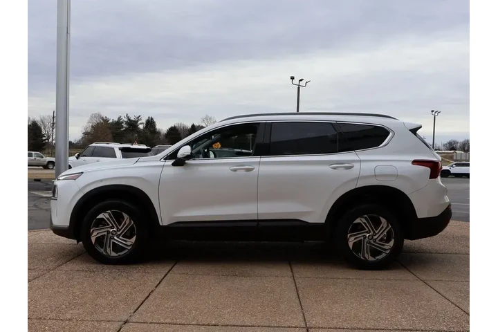 $21998 : Hyundai SANTA FE 2023 AWD SE image 3