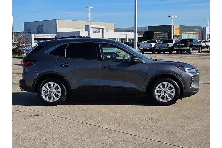 $17499 : Ford Escape 2023 Active 4dr image 2