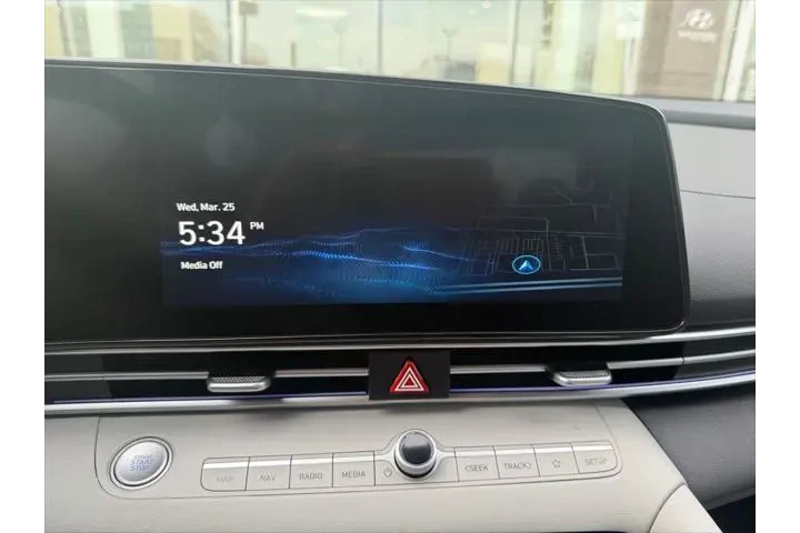 $25566 : Hyundai ELANTRA 2025 Limited image 9