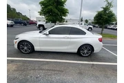 $12736 : BMW 2 Series 2018 230i 2dr C thumbnail