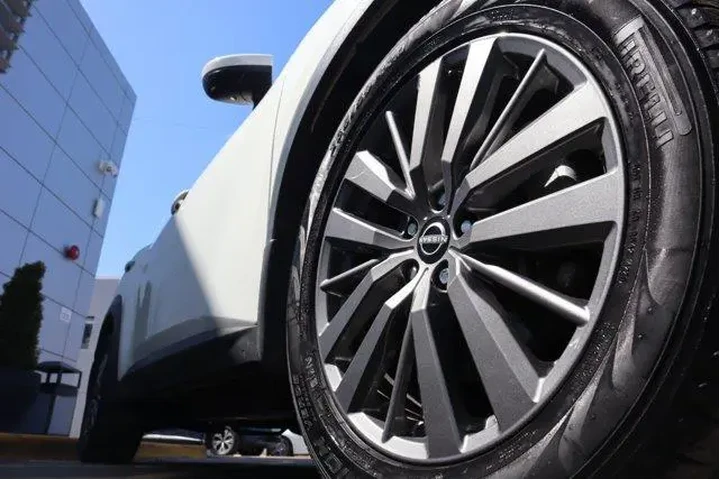 $27809 : Nissan Pathfinder 2022 AWD S image 8