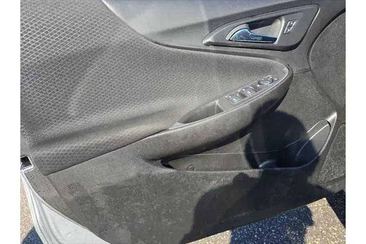 $22222 : Chevrolet Malibu 2024 LT 4dr image 9