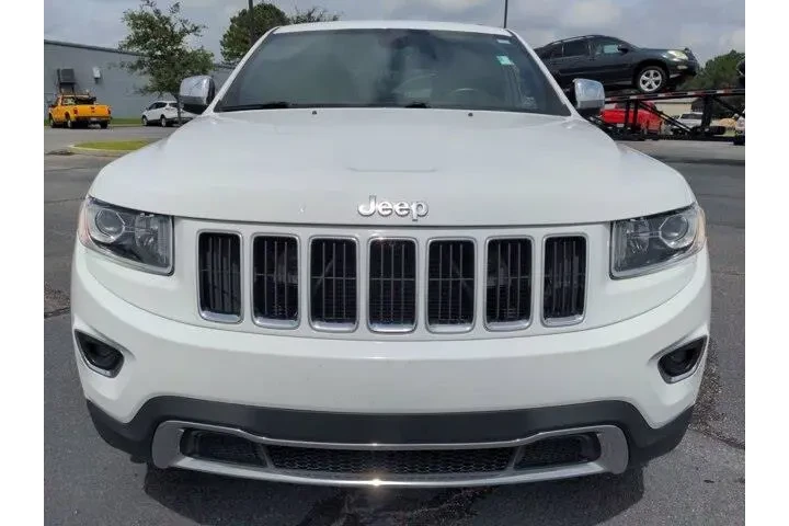 Jeep Grand Cherokee 2015 4x2 image 9