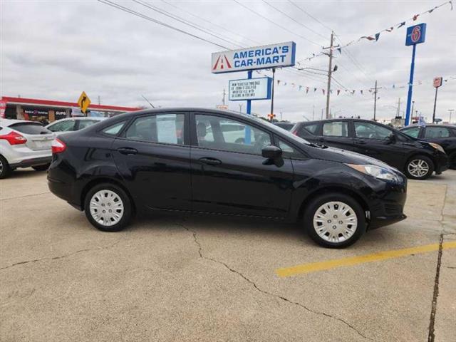 2019 Fiesta image 4