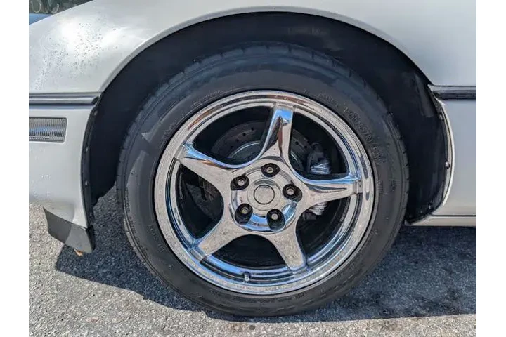 $9997 : Chevrolet Corvette 1984 2dr image 6