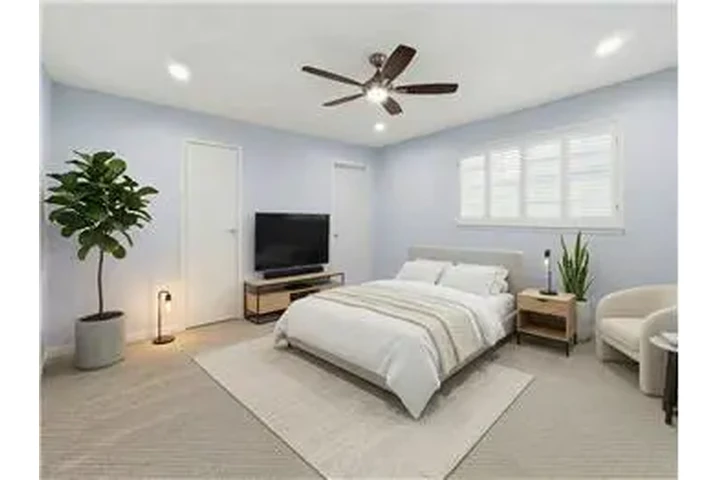 $2575 : Rental property with 2 bedro image 9